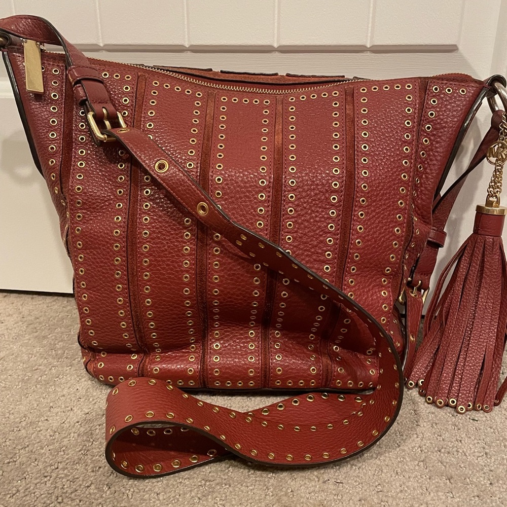 MICHAEL Kors Brooklyn Grommet In Brown Shoulder Bag with Suede